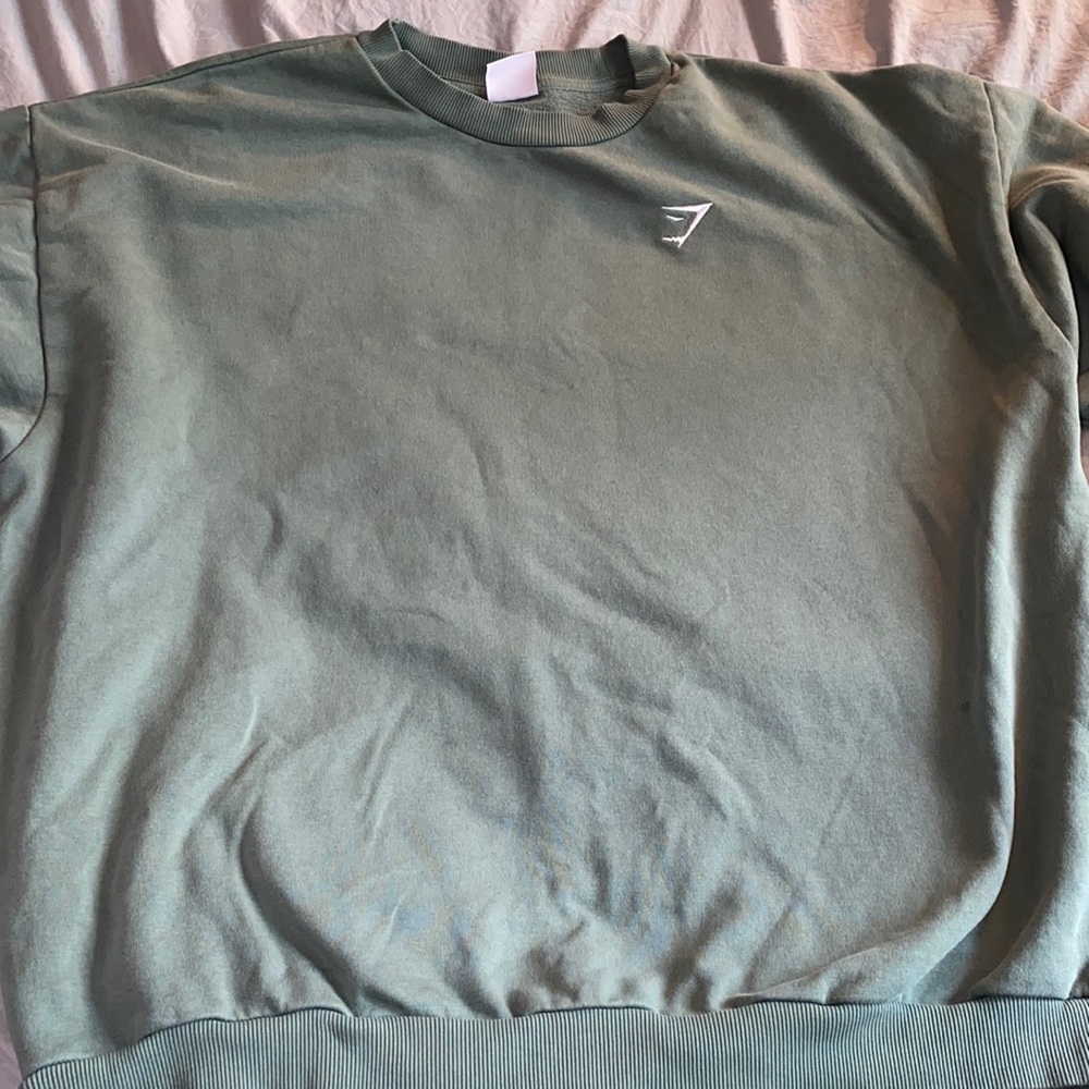 gymshark crewneck